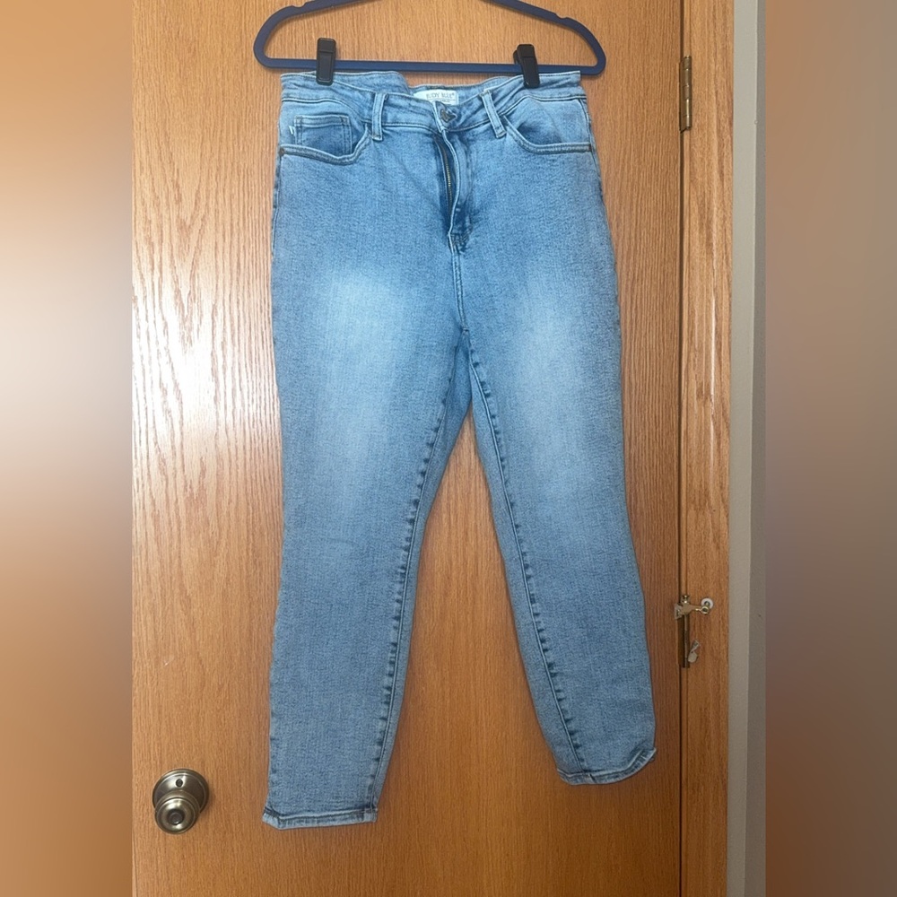 Judy Blue Light Wash Slim Fit High Rise Jeans Size 31